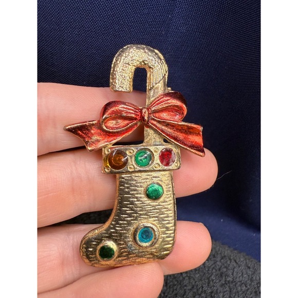 Vintage‎ Christmas Brooch Lot Santa Stocking Cow Snowman - Picture 9 of 13